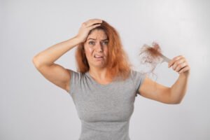 queda da cabelo feminina