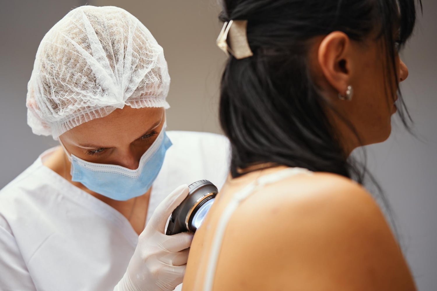 procurando um dermatologista