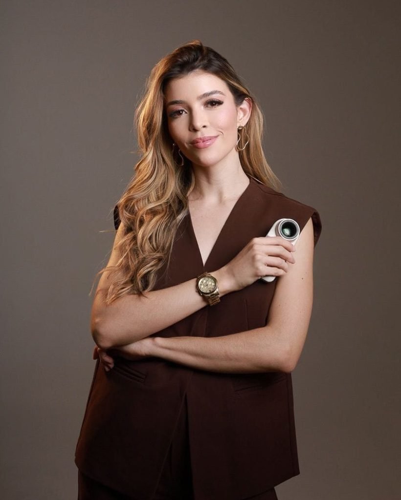 Dra. Daniella Almeida Brito